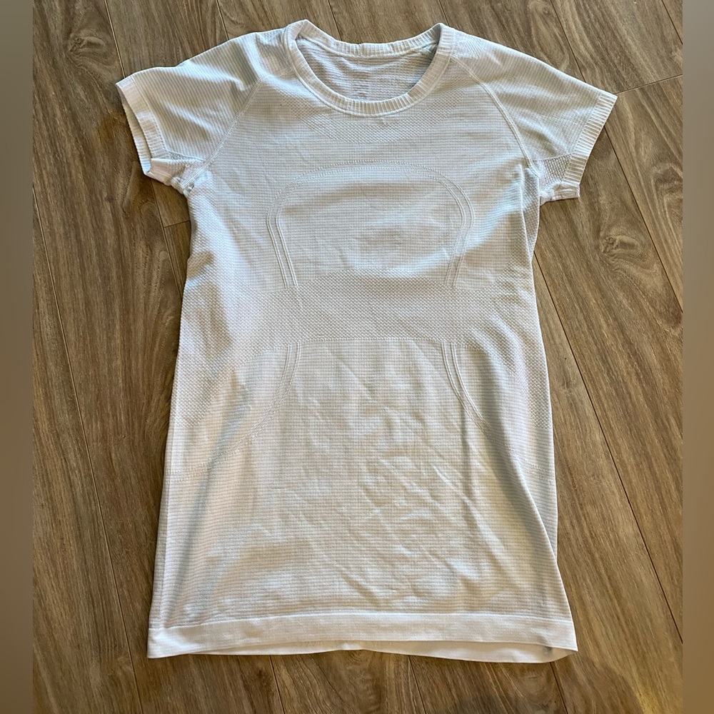 Lululemon Swiftly Tech